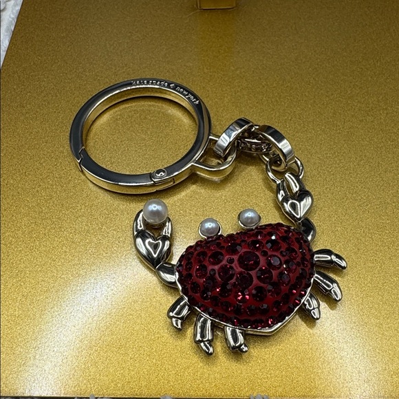 Kate Spade Pinch Me Faux Pearl Crab Keychain Bag Charm - Picture 2 of 6